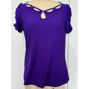 Women's 89th + MADISON Purple Short Sleeve stretch knit top with Pearl Detail SP